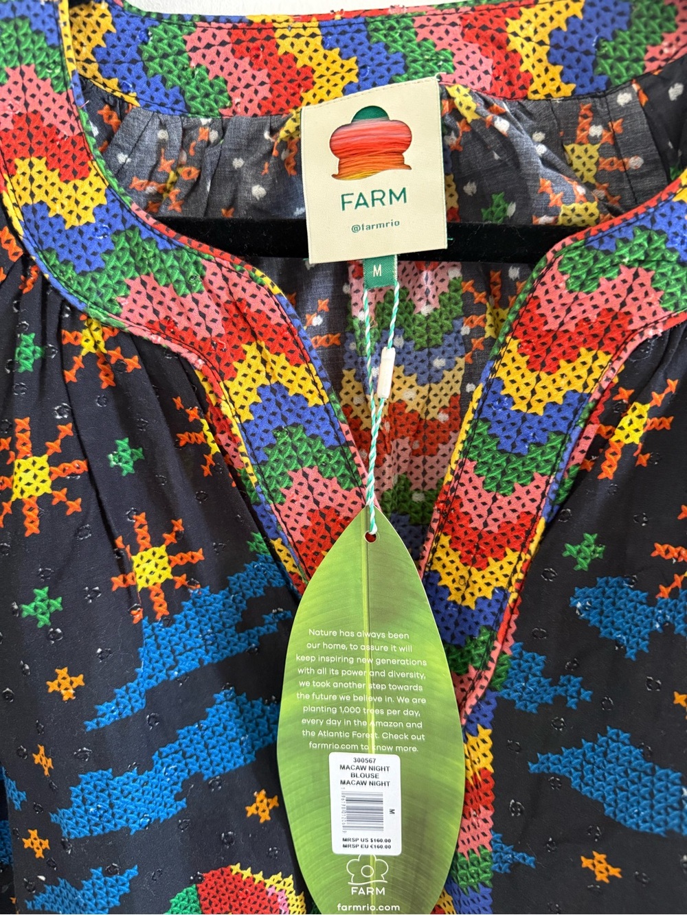 Farm Rio Black Macaw Night Blouse - Picture 4 of 6